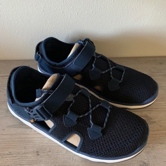 teva terra float travel knit womens